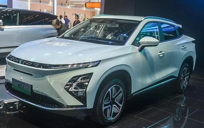 نمای بیرونی فونیکس FX EV در ایران